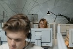 Удаленная работа в технической поддержке и IT: какие вакансии доступны из любого города Украины