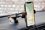 Чому важливо використовувати тримач для телефону в автомобіль?